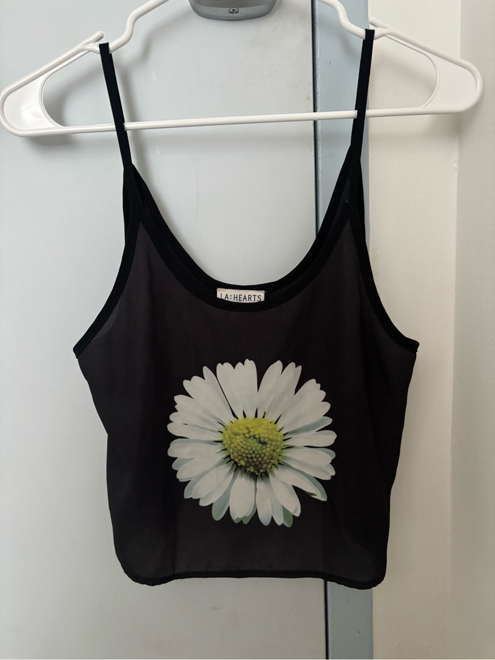 La Hearts Black Cami with White Daisy Graphic